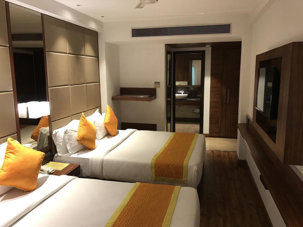 Hotel Southern Делі Екстер'єр фото