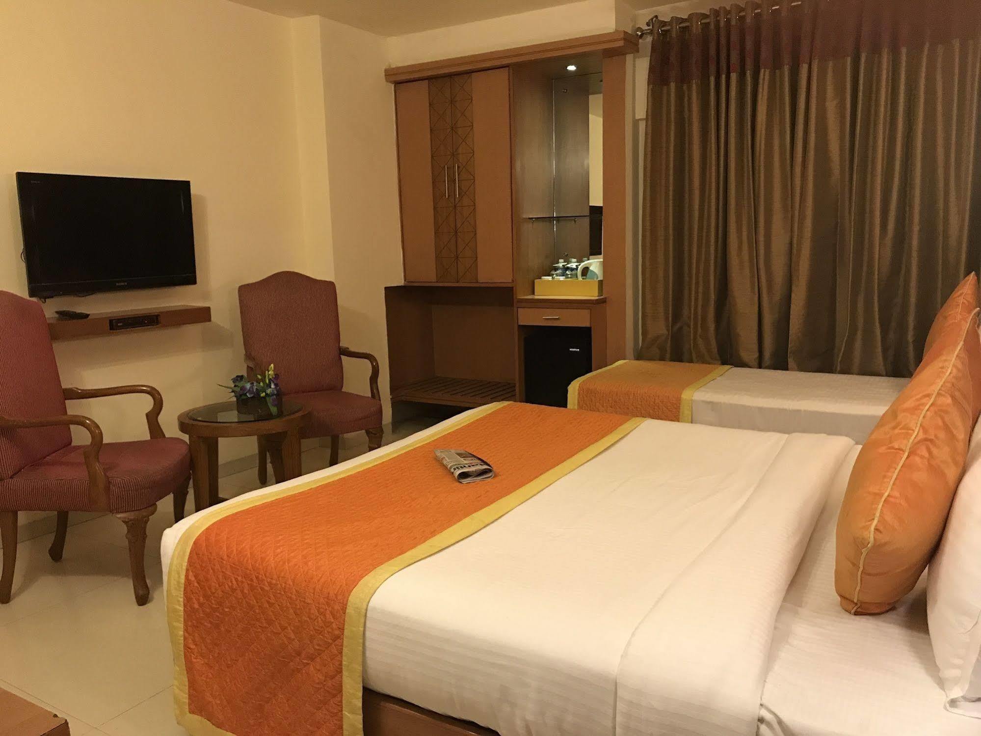 Hotel Southern Делі Екстер'єр фото